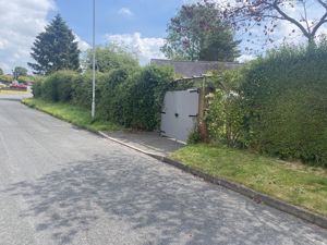 Photo 33- click for photo gallery